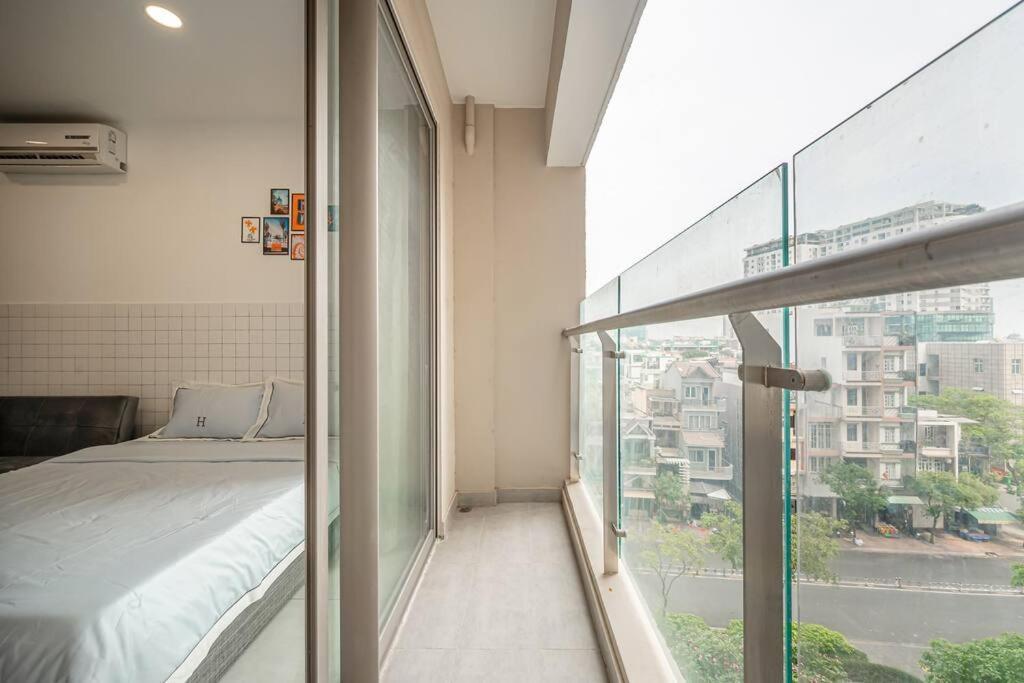 Masteri Millennium With Balcony-ivyhouse * Hô Chi Minh-Ville